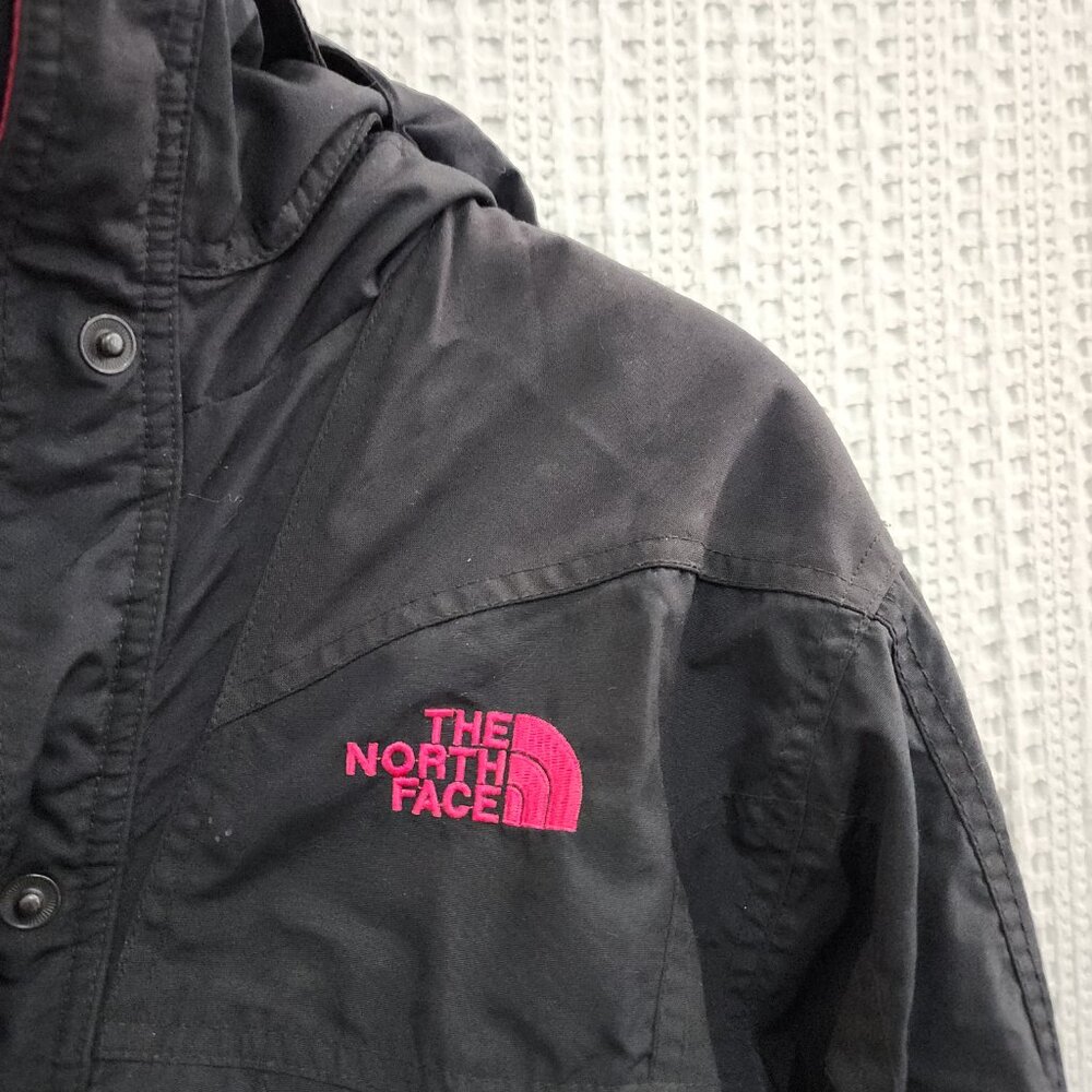 Vintage The North Face Women’s Black Nylon Winter Jacket Size 6 Pink Logo - Picture 4 of 15